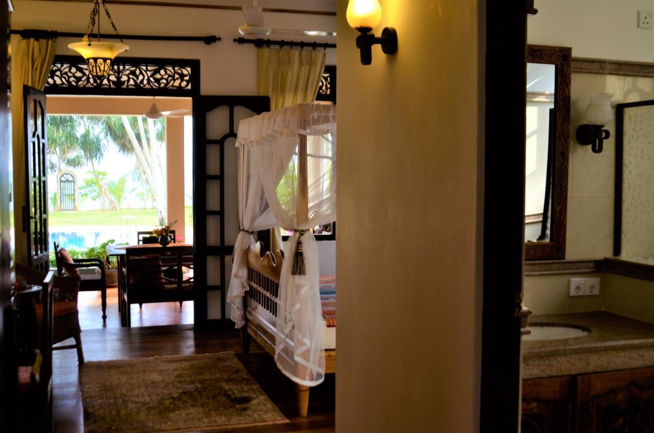 Lanka Beach Boutique Bungalows & Grand Villa Тангалла Экстерьер фото